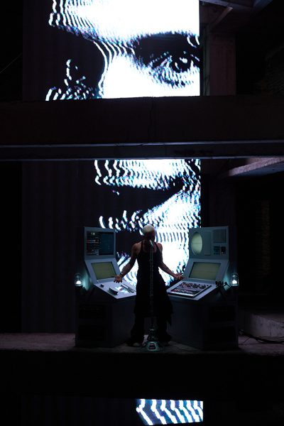 SIGNAL — performance, AAA04730